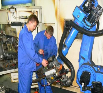 Servicing Motoman manipulators in a workshop
